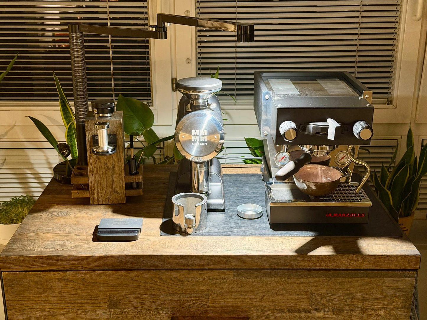 Barista-Tisch / Sideboard mit Schubläden