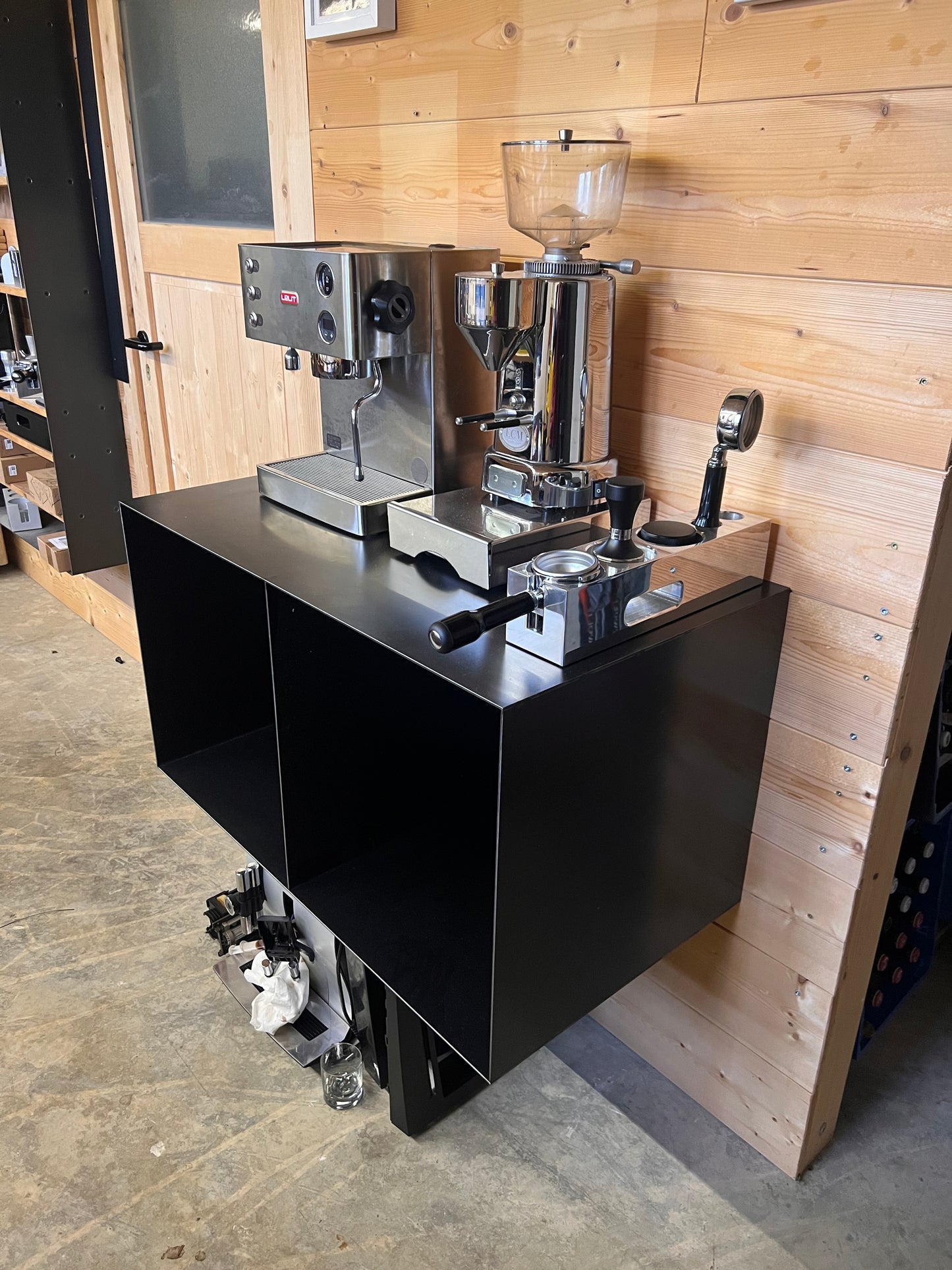 Baristatic front open